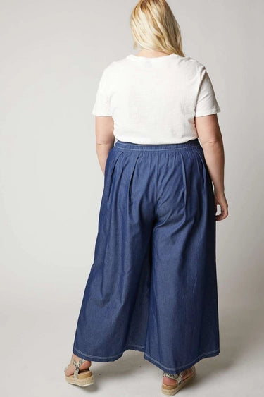 Plus Solid Front Slit Casual Pant with Pockets Dark Denim